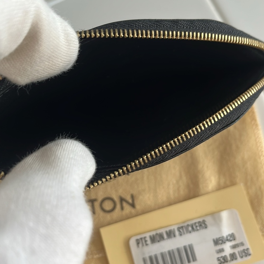 Louis Vuitton Ltd. Ed. Stickers coin purse - Picture 10 of 13